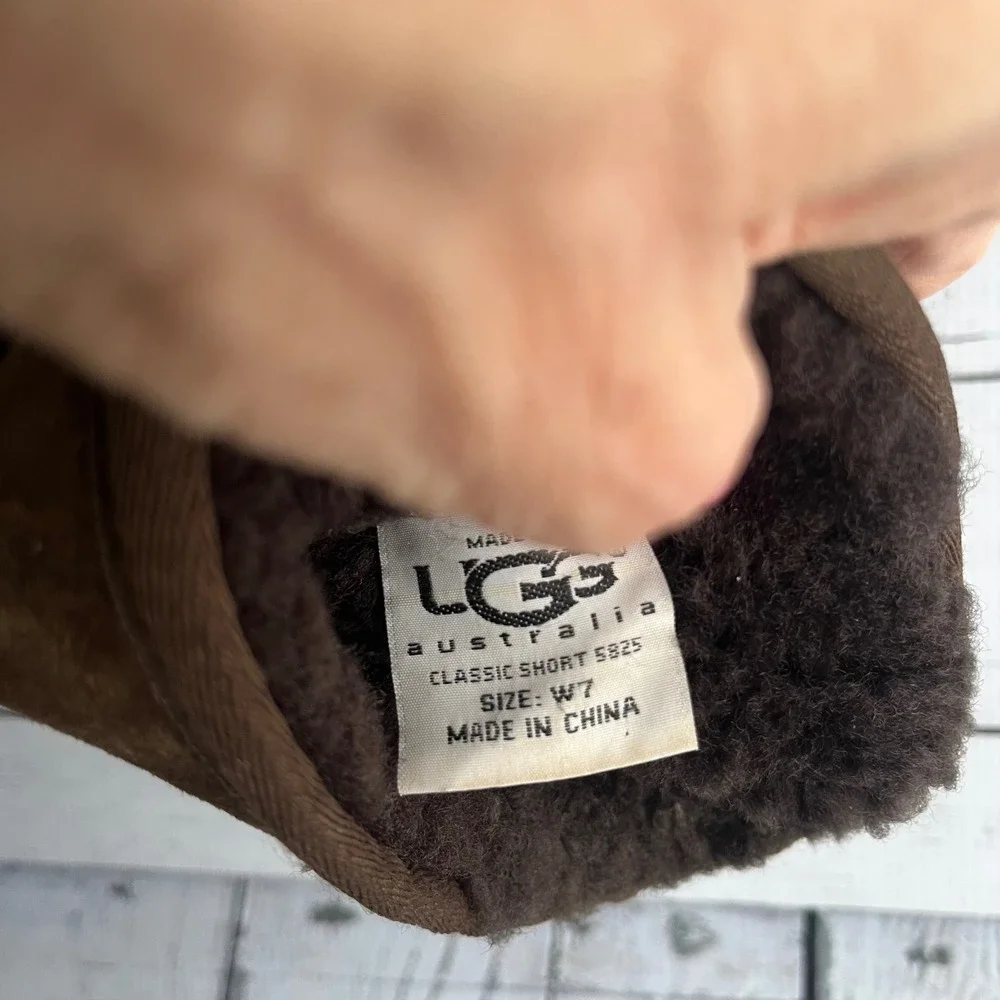 UGG Australia Classic Short Brown Leather Suede Sheepskin Boots Gorpcore Women 7